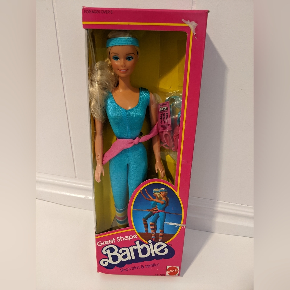 NWT Great Shape Barbie